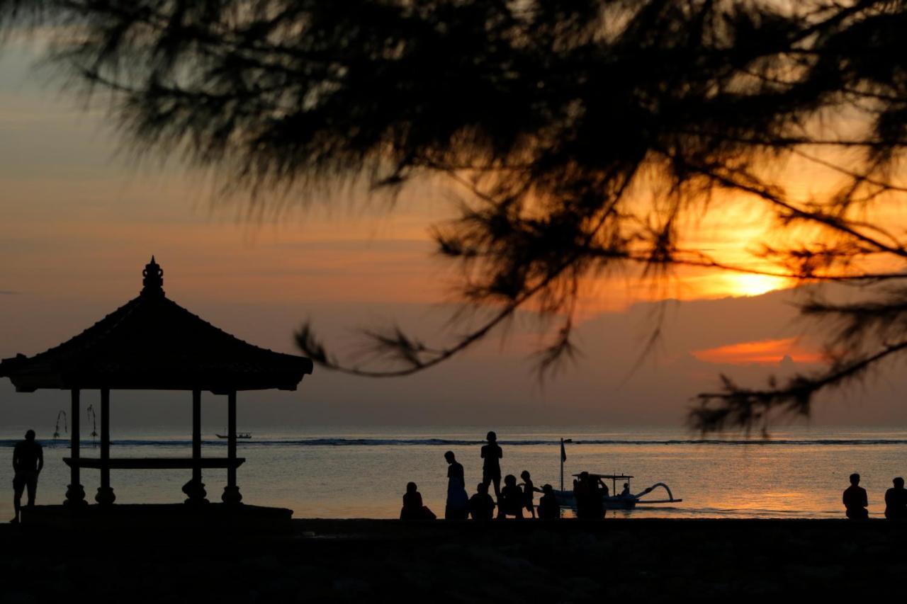 Shine Villa Sanur Esterno foto